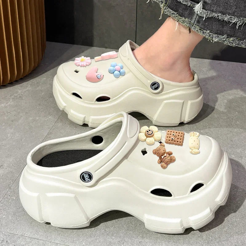 Beach Slippers Cute Cat Hole Garden Shoes for Women Slippers 2024 Summer High-Heeled Thick Sole Soft Sandals Outdoor