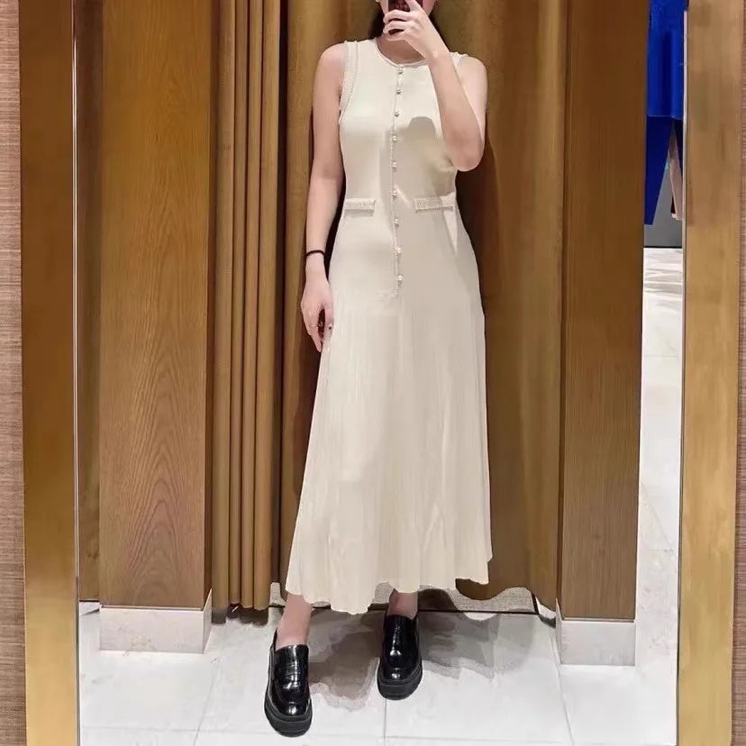 2024 New High Quality French Summer Pearl Decoration Knitted Long Dress Elegant Women O Neck Sleeveless Tank Black Pleated Robe