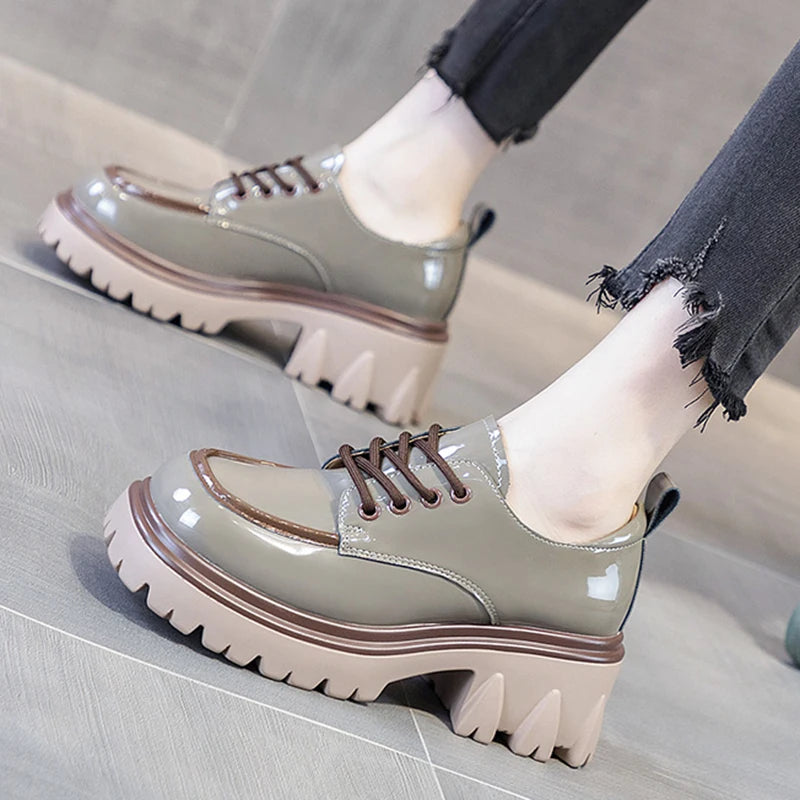 British Style Chunky Platform Pumps Casual Women's 2022 Autumn Lace Up Thick Heels Loafers Woman Round Toe Patent Leather Shoes