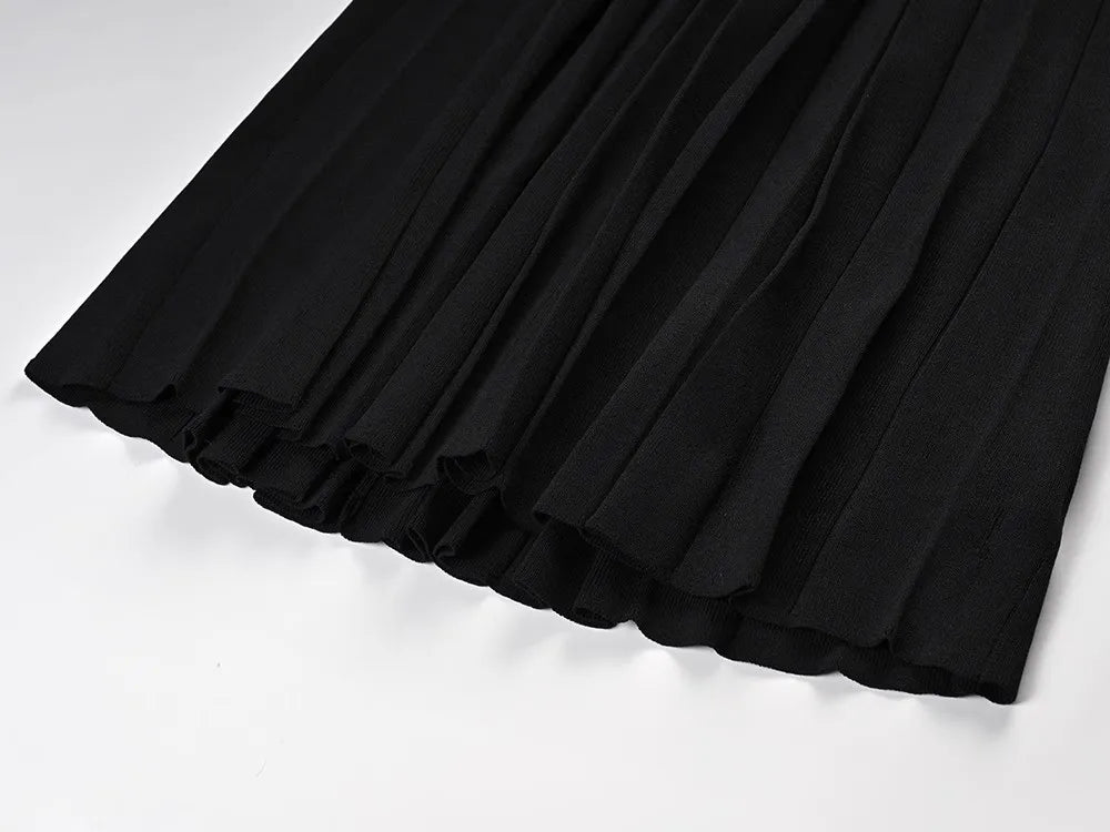 2024 New High Quality French Summer Pearl Decoration Knitted Long Dress Elegant Women O Neck Sleeveless Tank Black Pleated Robe