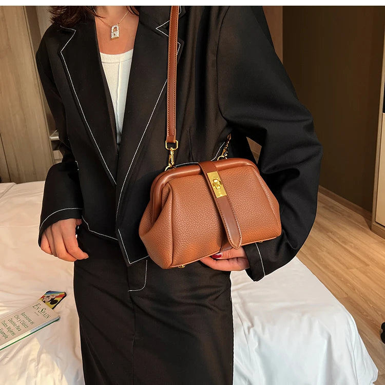 Women's Bags New Trend Handbags Quality Retro Designer Luxury Crossbody Bags Female Shopping Totes Shoulder Free Shipping